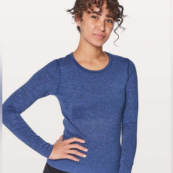 Lululemon Breeze long- sleeve layer shirt. Size 10 - Picture 3 of 7